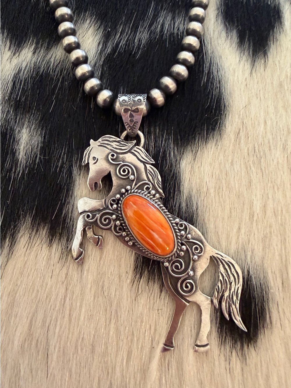 ❤️ Orange Spiny Oyster 925 Hand Stamped Statement Rearing Horse Pendant 2.46”L - Picture 3 of 16